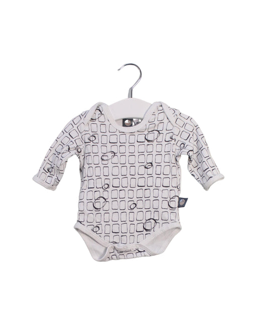 A White Long Sleeve Bodysuits from Punktchen Komma Strich in size 0-3M for neutral. (Front View)
