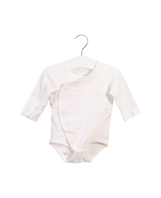 A Ivory Long Sleeve Bodysuits from Mides in size 0-3M for neutral. (Front View)