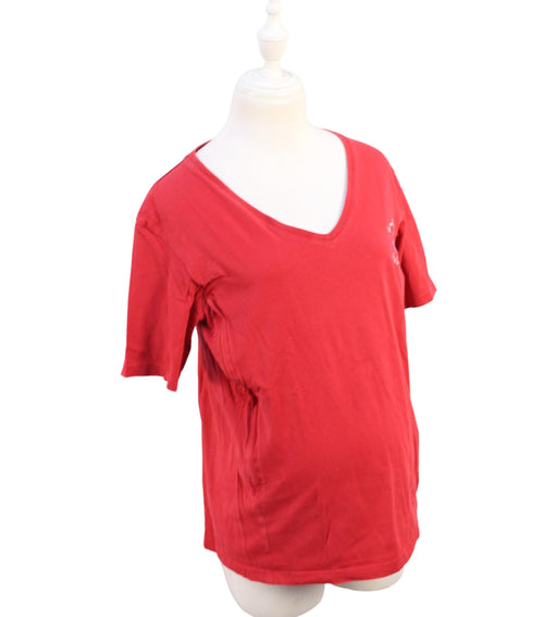 A Red Short Sleeve T Shirts from Tajinebanane in size S for maternity. (Front View)