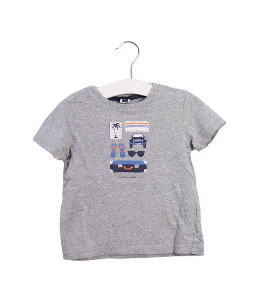 A Grey Short Sleeve T Shirts from Janie & Jack in size 2T for boy. (Front View)
