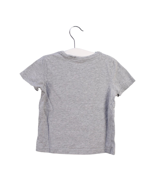 A Grey Short Sleeve T Shirts from Janie & Jack in size 2T for boy. (Back View)