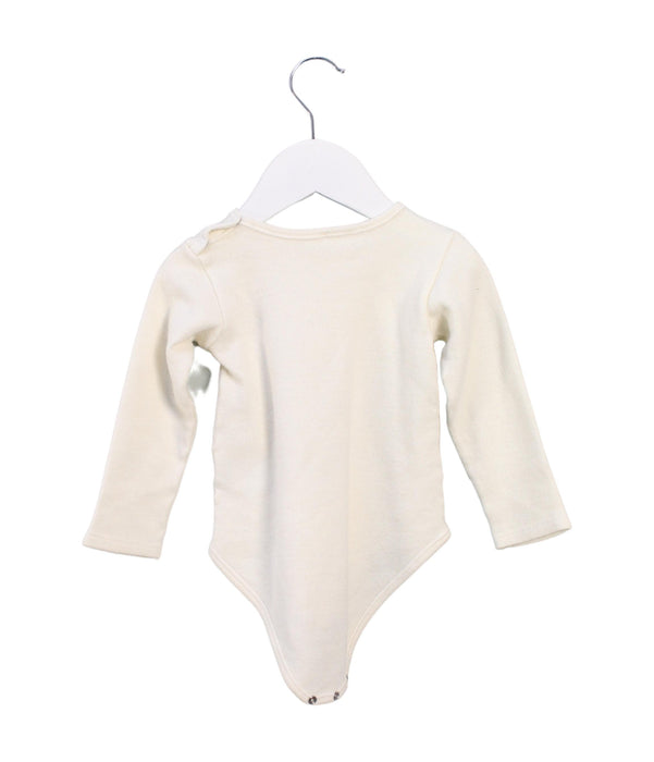 A White Long Sleeve Bodysuits from Chicco in size 18-24M for neutral. (Back View)
