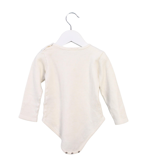 A White Long Sleeve Bodysuits from Chicco in size 18-24M for neutral. (Back View)