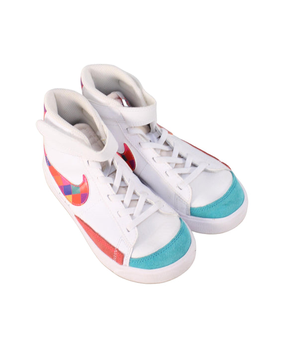 Nike Sneakers 6T - 7Y (EU31)