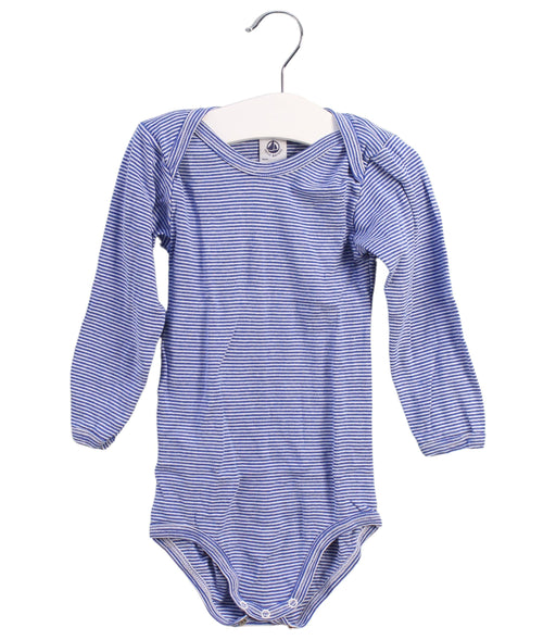 A White Long Sleeve Bodysuits from Petit Bateau in size 3T for boy. (Front View)