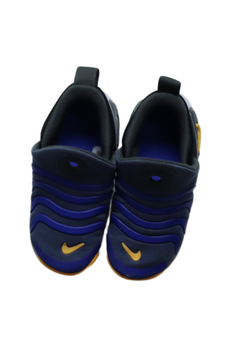 Nike Slip Ons 4T (EU27)