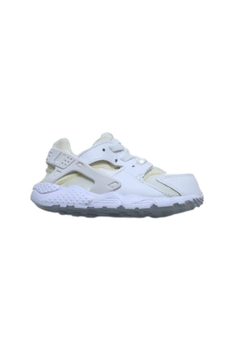 Nike Sneakers 18M - 2T (EU23.5)