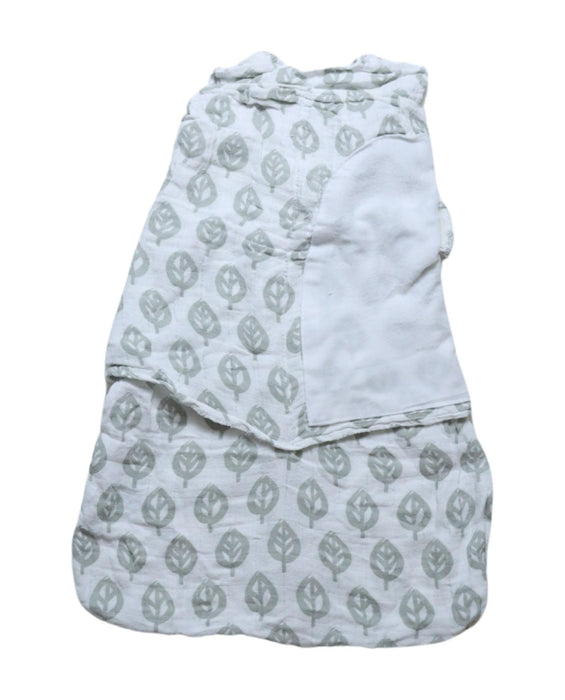A White Sleepsacs from HALO in size Newborn for neutral. (Back View)