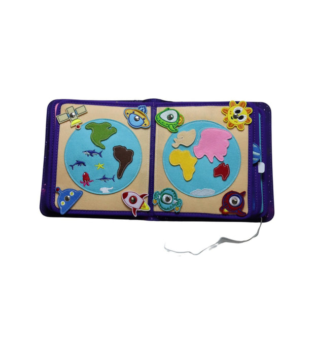 A Purple Educational Games & Activity Sets from Mimi Mono in size 4T for neutral. (Back View)