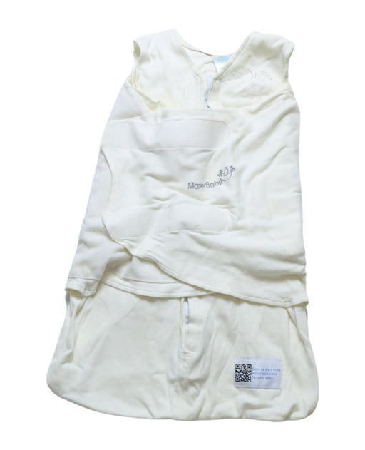 A Ivory Sleepsacs from HALO in size Newborn for neutral. (Front View)