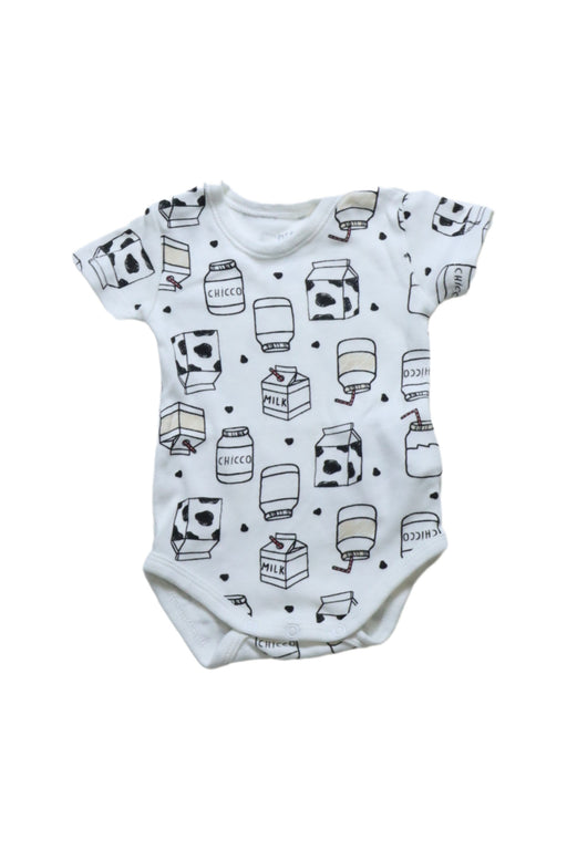 A White Short Sleeve Bodysuits from Chicco in size 0-3M for neutral. (Front View)