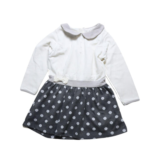 A White Long Sleeve Dresses from Chickeeduck in size 4T for girl. (Front View)