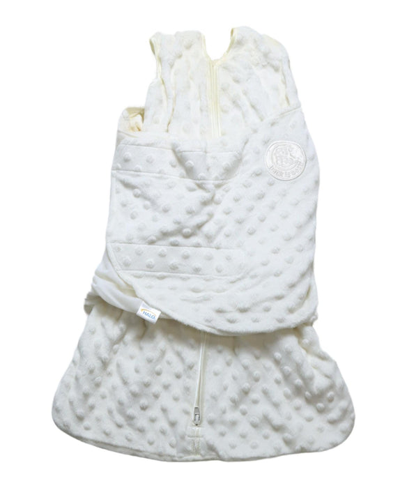 A Ivory Sleepsacs from HALO in size 0-3M for neutral. (Front View)