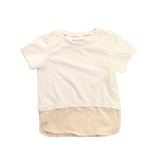 A White Short Sleeve Tops from Moody Tiger in size 4T for girl. (Front View)