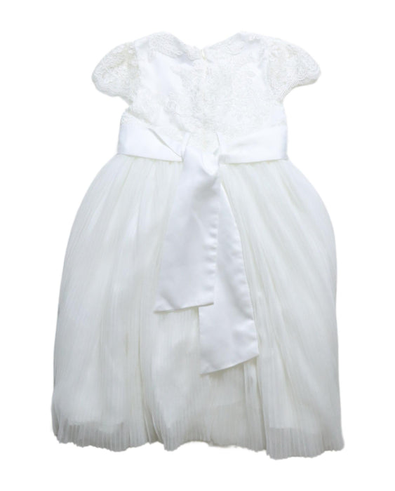 A White Short Sleeve Dresses from RJR.John Rocha in size 3T for girl. (Back View)