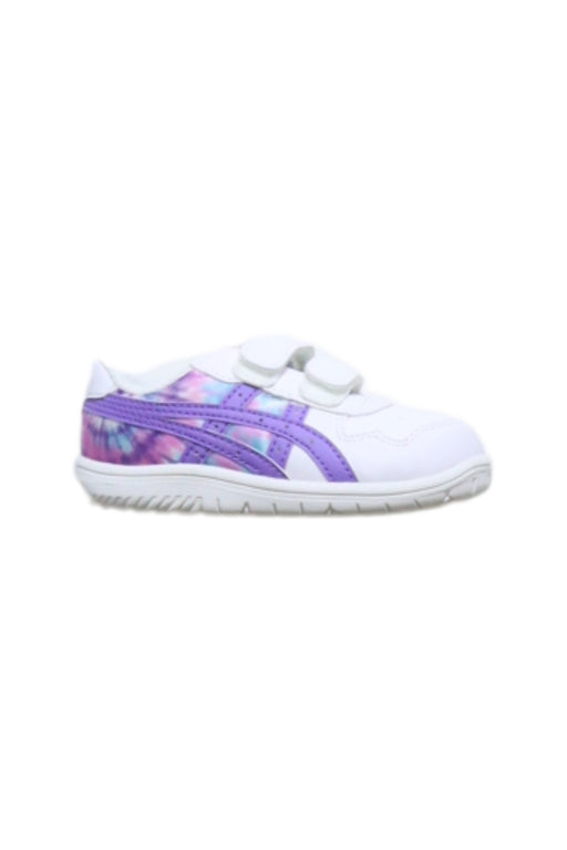 A White Sneakers from ASICS in size 18-24M for girl. (Front View)