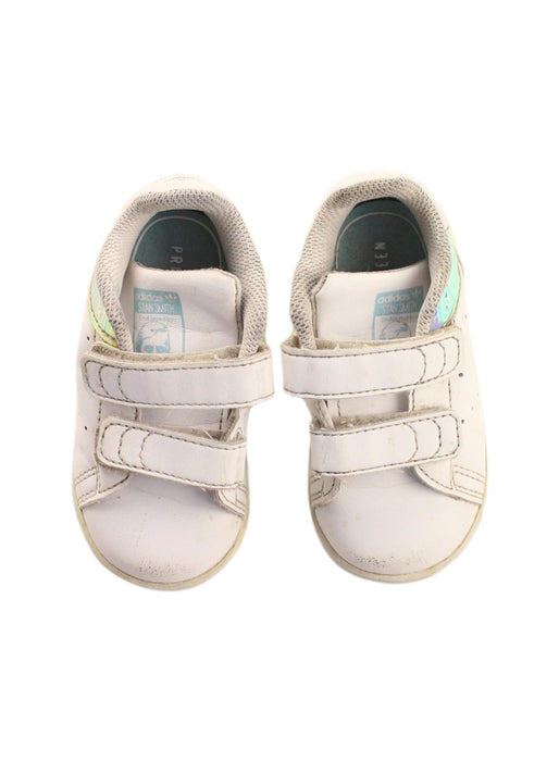 A White Sneakers from Adidas in size 12-18M for boy. (Back View)
