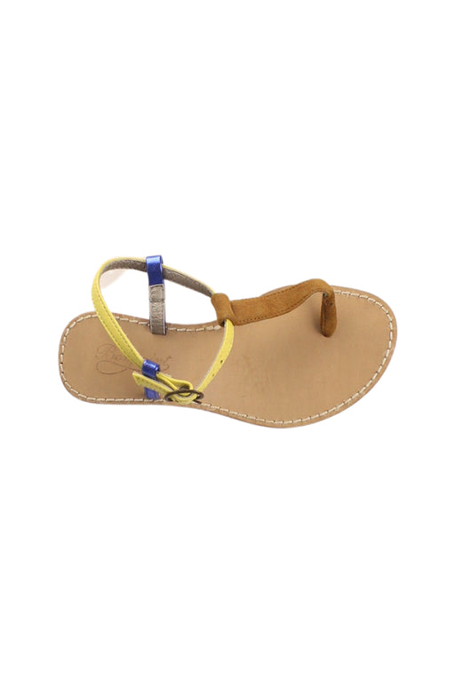 A Beige Sandals from Bonpoint in size 4T for girl. (Front View)