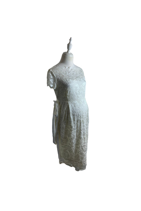 A White Short Sleeve Dresses from Mayarya in size M for maternity. (Front View)