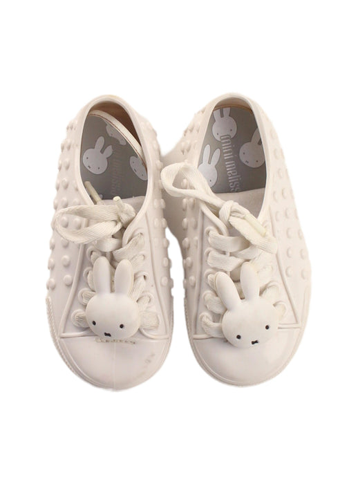 A White Sneakers from Mini Melissa in size 18-24M for girl. (Back View)