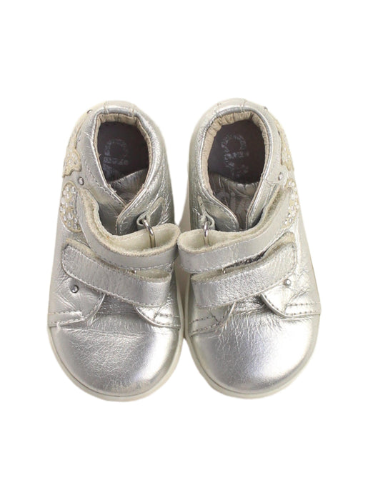 A Silver Sneakers from Ciao in size 12-18M for girl. (Back View)