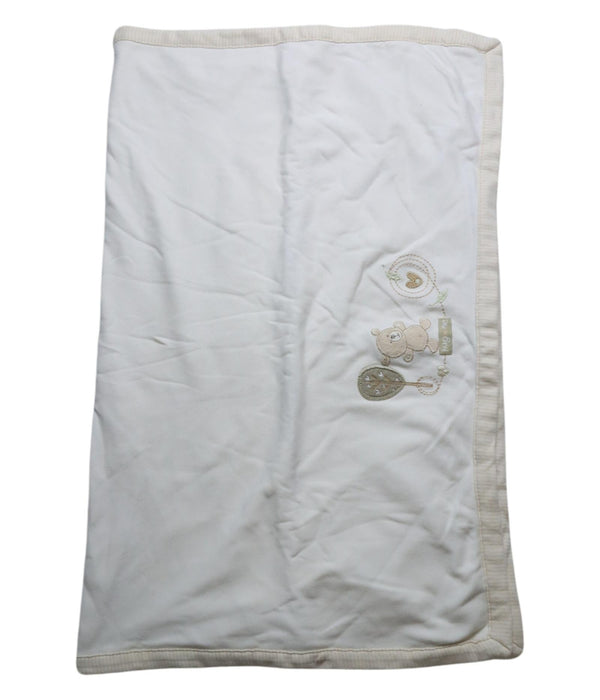 A White Blankets from Natures Purest in size O/S for neutral. (Front View)
