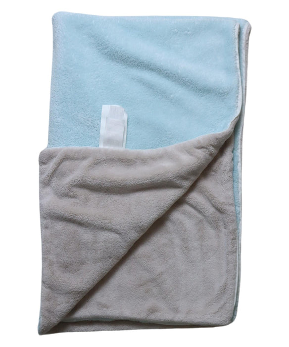 A Grey Blankets from Kaloo in size O/S for neutral. (Back View)