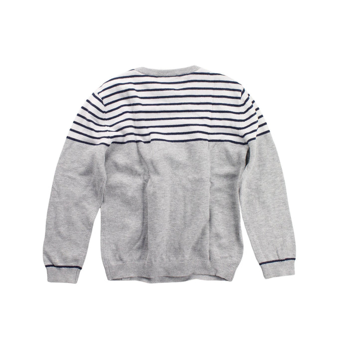 A Grey Knit Sweaters from The Little White Company in size 4T for boy. (Back View)