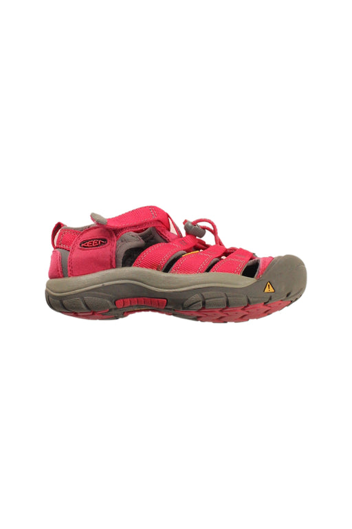 A Red Sandals from Keen in size 6T for boy. (Front View)