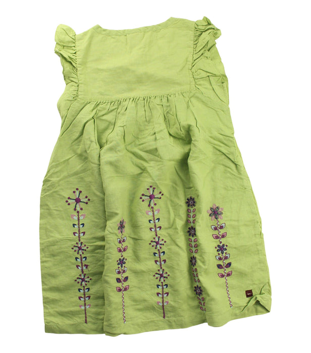 A Green Short Sleeve Dresses from Tea in size 6T for girl. (Back View)