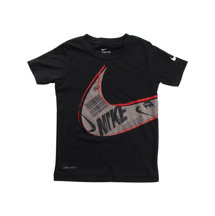 A Black Short Sleeve T Shirts from Nike in size 3T for boy. (Front View)