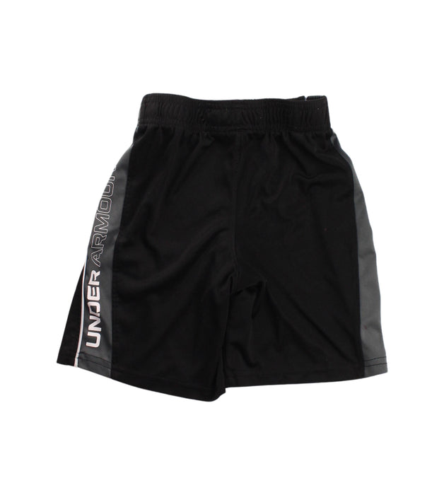 A Black Shorts from Under Armour in size 5T for boy. (Back View)