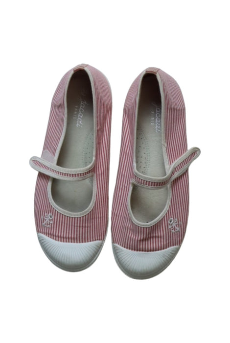 A Pink Flats from Jacadi in size 9Y for girl. (Back View)