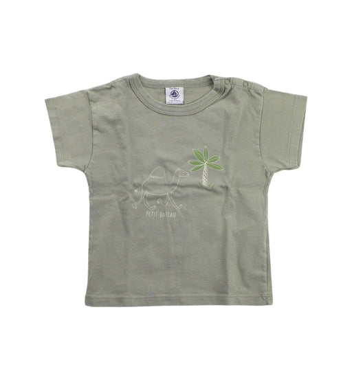 A Green Short Sleeve T Shirts from Petit Bateau in size 2T for boy. (Front View)
