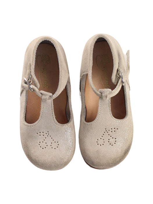A Beige Flats from Bonpoint in size 7Y for girl. (Back View)