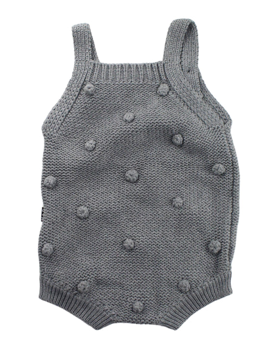 A Grey Sleeveless Bodysuits from Hubble + Duke in size 2T for girl. (Back View)