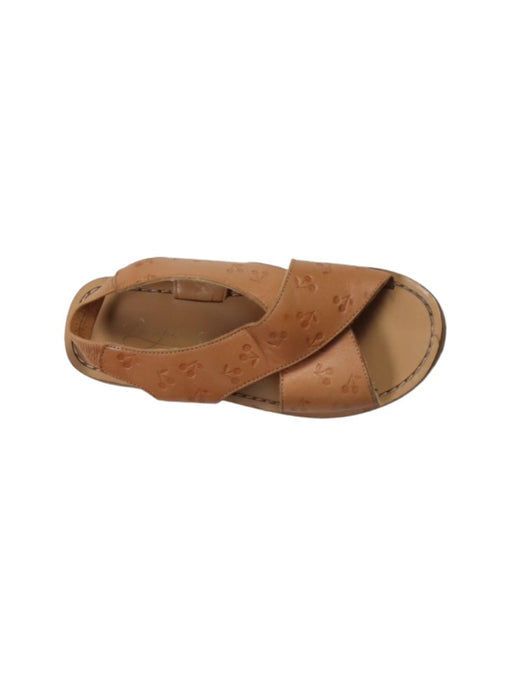 A Brown Sandals from Bonpoint in size 6T for girl. (Front View)
