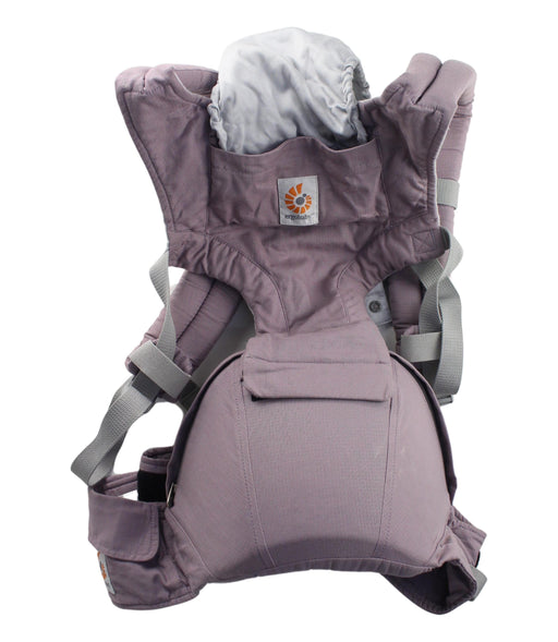 A Taupe Baby Carriers from Ergobaby in size O/S for neutral. (Front View)