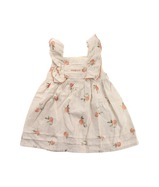 A White Sleeveless Dresses from Minkmui in size 12-18M for girl. (Front View)