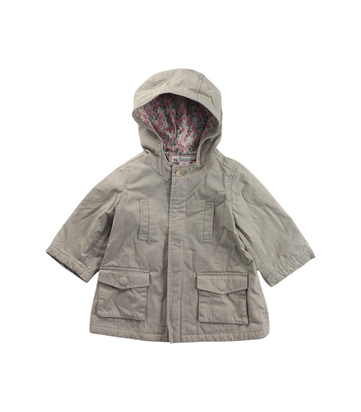 A Beige Lightweight Jackets from Bonpoint in size 6-12M for boy. (Front View)
