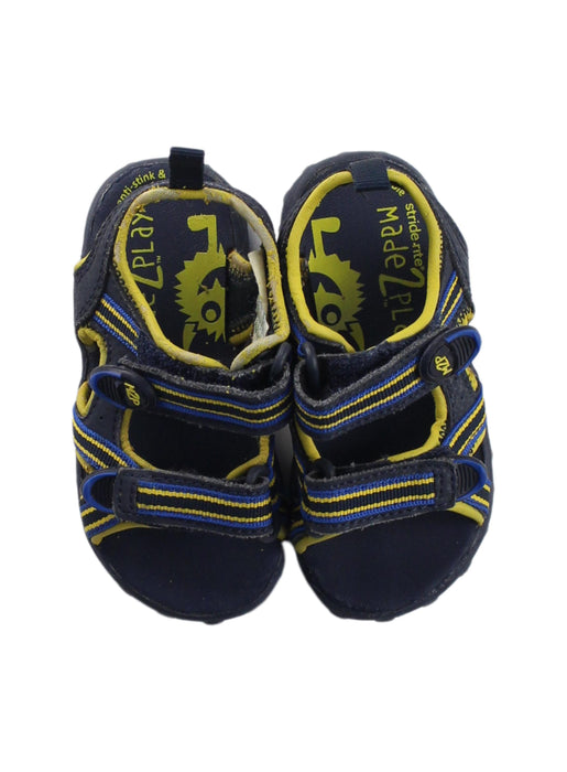A Black Sandals from Stride Rite in size 18-24M for boy. (Back View)