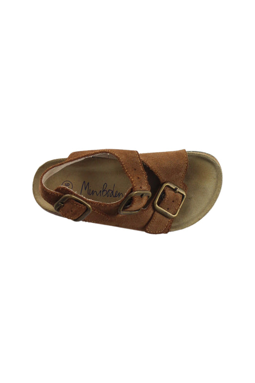 A Brown Sandals from Boden in size 4T for boy. (Front View)