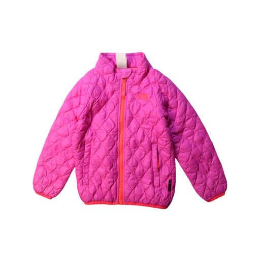 A Pink Puffer/Quilted Jackets from The North Face in size 4T for girl. (Front View)