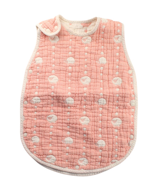 A Peach Sleepsacs from Hoppetta in size O/S for neutral. (Front View)