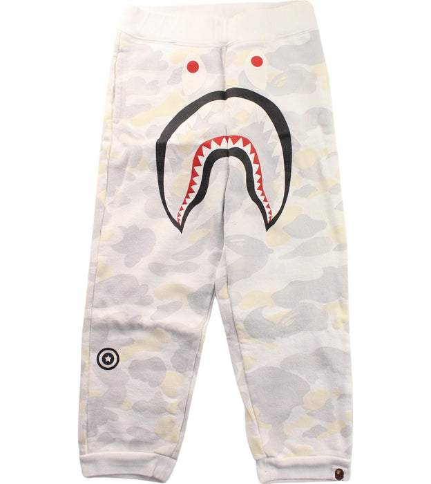 A White Sweatpants from BAPE KIDS in size 5T for girl. (Front View)