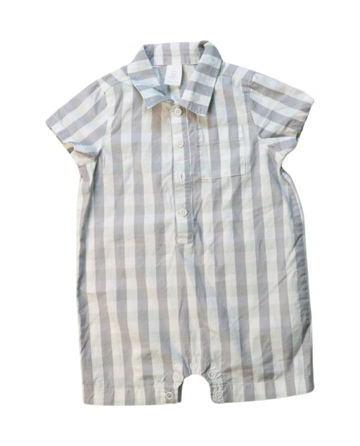 A Grey Short Sleeve Rompers from Nordstrom in size 0-3M for boy. (Front View)