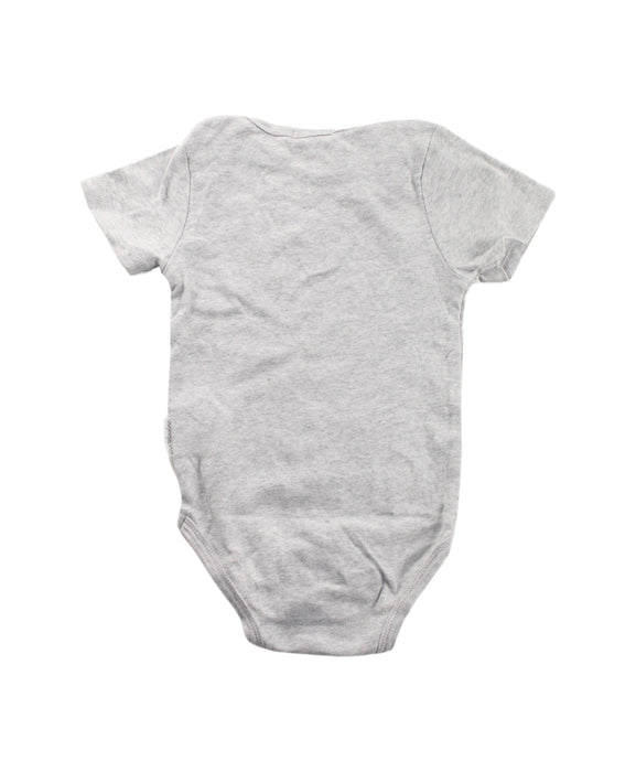 A White Short Sleeve Bodysuits from Purebaby in size 12-18M for boy. (Back View)