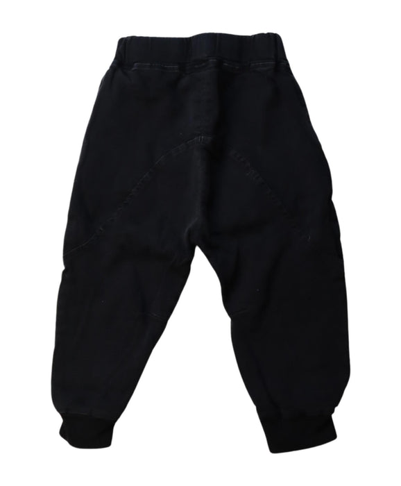 A Black Casual Pants from Felix & Mina in size 3T for boy. (Back View)