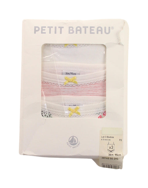 A White Sleeveless Bodysuits from Petit Bateau in size 3T for girl. (Front View)