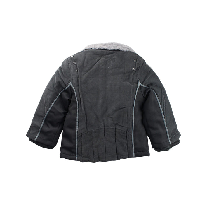 A Grey Lightweight Jackets from Appaman in size 3T for boy. (Back View)